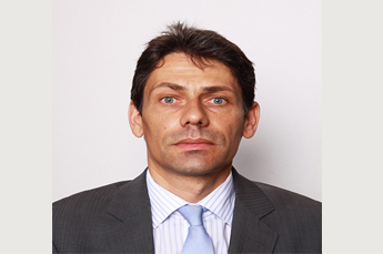 Av. Nănescu Cosmin